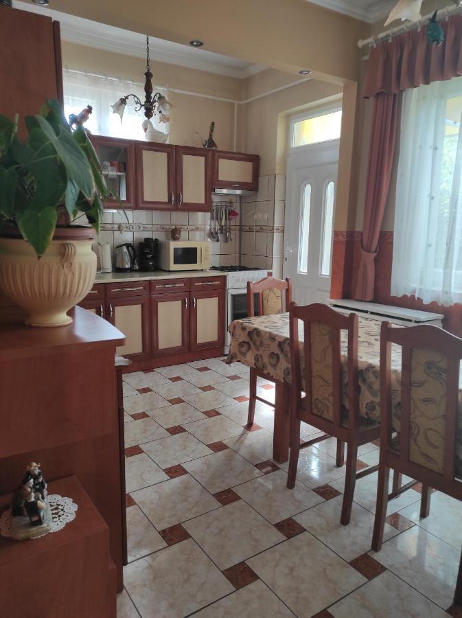 Kovacs Vendeghaz Appartement Hajdúszoboszló Buitenkant foto