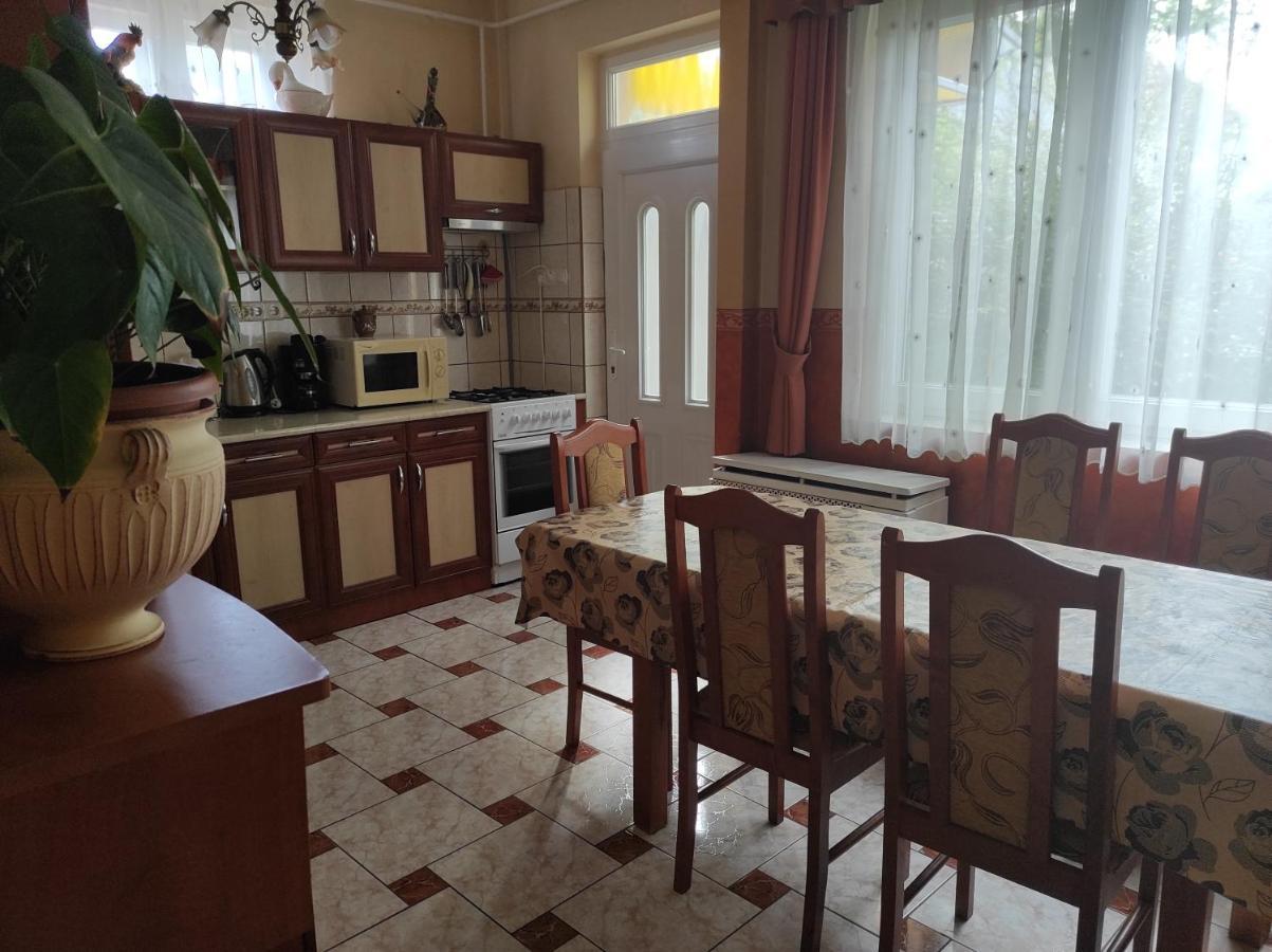Kovacs Vendeghaz Appartement Hajdúszoboszló Buitenkant foto